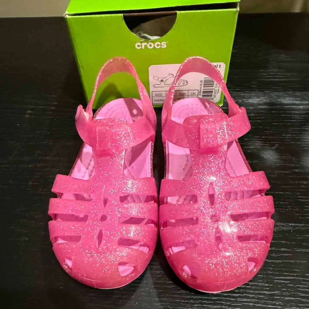 CROCS Pink Sandals with Cut-Out Design